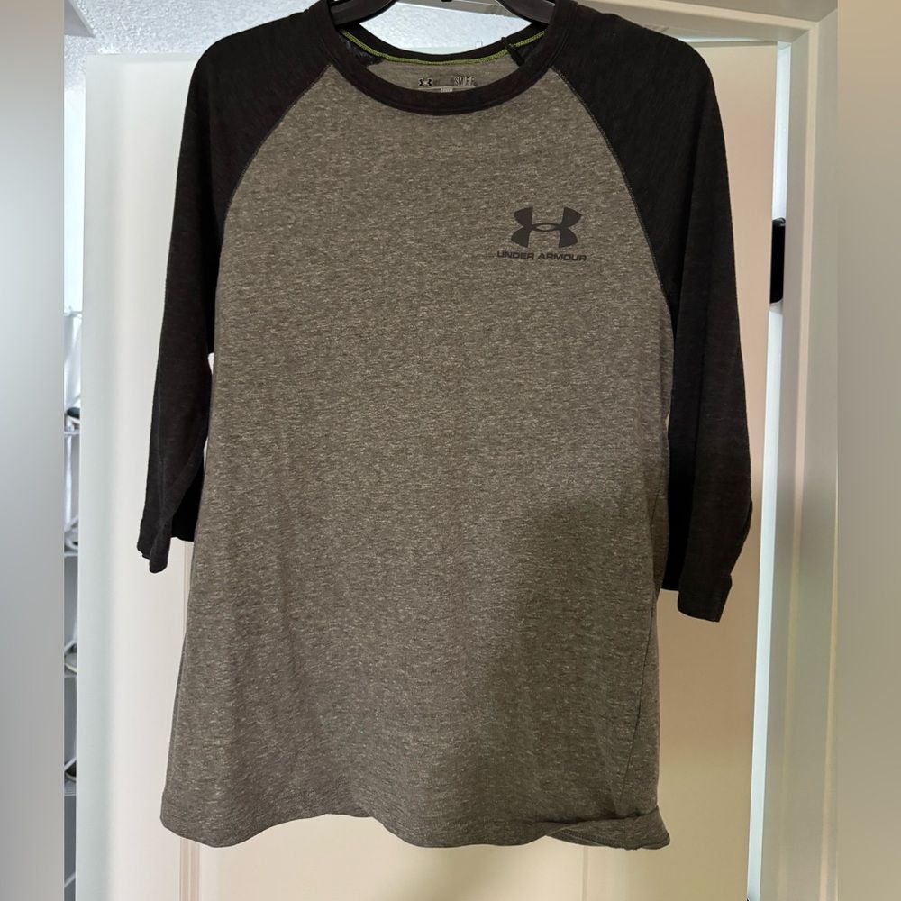 3/4 Sleeve Under Armour Shirt